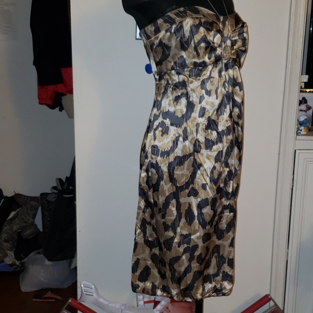 Dress - Picture 3 of 5